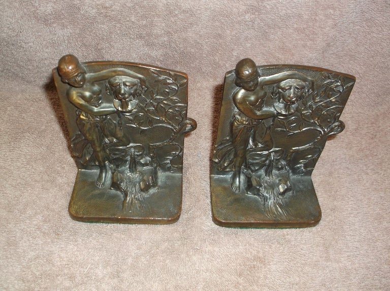 Item #25513 Girl at Fountain *Bookends*. Miscellaneous.