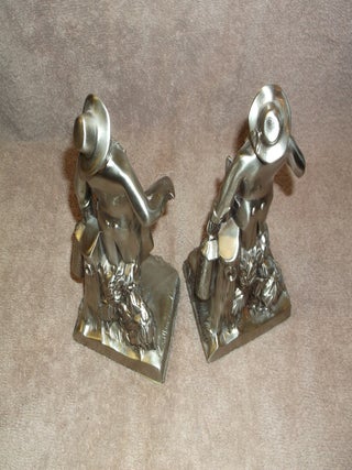 Town Crier "Bookends"
