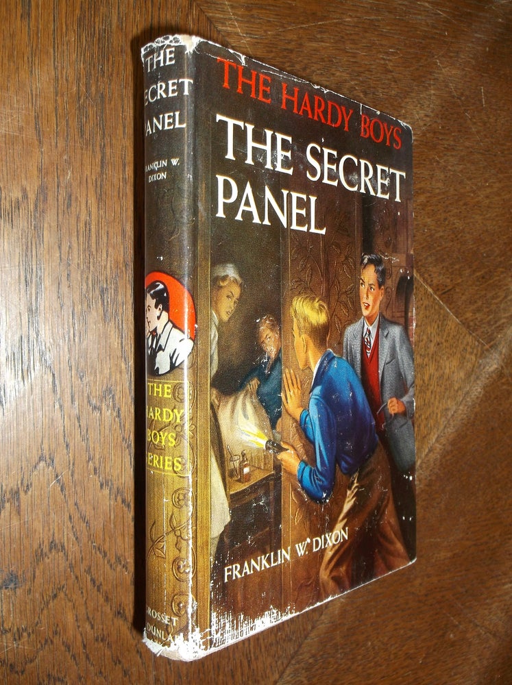 Item #28283 The Secret Panel (The Hardy Boys Mystery Stories #25). Franklin W. Dixon.