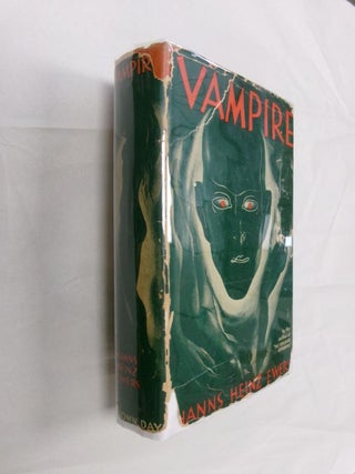 Item #32981 Vampire. Hanns Heinz Ewers, Fritz Sallagar
