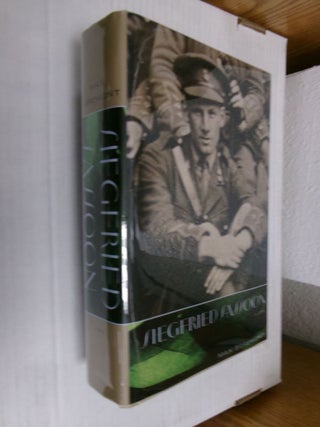 Item #34459 Siegfried Sassoon: A Life. Max Egremont